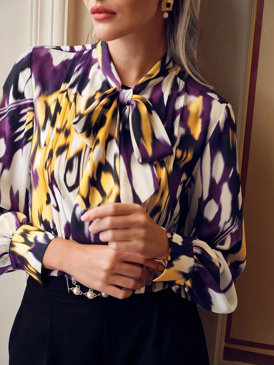 ZEYLAH ALLOVER PRINT TIE NECK LANTERN SLEEVE BLOUSE