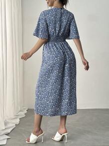 Breezaya 蓝色浪漫度假连衣裙，V 领荷叶边短袖碎花束腰休闲中长连衣裙长款女装 - 藍色 - 查看 4