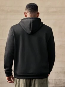 Manfinity Homme 大码男士秋季字母印花长袖抽绳连帽运动衫，带口袋，休闲外出黑色连帽衫，适合朋友、丈夫、男朋友的礼物，男士黑色连帽衫，男士连帽衫，带口袋的黑色连帽衫 - 黑色 - 查看 2