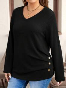 SHEIN LUNE Plus Size Women Casual Textured V-Neck Side Pleated Button Decor T-Shirt - Black - View 4