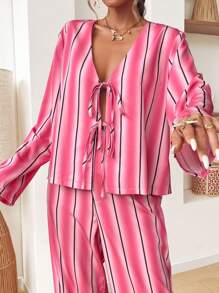 SHEIN VCAY Femmes Blouse à manches évasées avec col en V, imprimé rayures dégradées et nœud devant, Costumes d'Halloween pour adultes, Thanksgiving, Automne, Blouses femmes à manches longues - Rose bonbon - Voir 1
