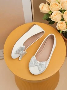 适合潮流青少年的时尚平底休闲乐福鞋