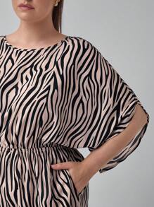 SHEIN Clasi Plus Size Elegant Black & White Striped Elastic Waist Jumpsuit, Suitable For Workplace And Teachers - Black and White - View 4