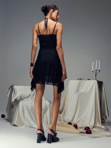 SHEIN Unity 雪纺深 V 领不对称下摆挂脖连衣裙 - 黑色 - 查看 2