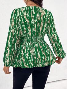 Franclia Plus Size Allover Print Deep V-Neck Long Sleeve T-Shirt Peplum Top