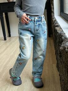 SHEIN Young Girl' New Fashionable Embroidered Washed Denim Tapered Jeans - Medium Wash - View 4