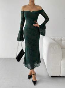 SHEIN Privé 1pc Off-Shoulder Flare Sleeve Flocked Fishtail Dress