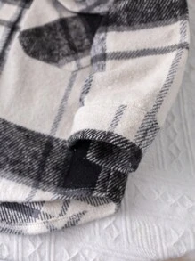 SHEIN Baby Girl Loose Casual Plaid Long Sleeve Shirt Collar Drop Shoulder Jacket, Suitable For Outdoor, Party And Other Occasions