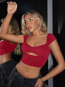 SHEIN ICON 女士性感镂空心形领短袖 T 恤，夏季 - 酒紅色 - 查看 3