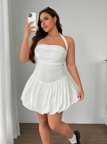 CovetEZ 大码白色挂脖式褶皱复古碎花连衣裙