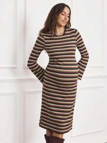 SHEIN MaterniWear Vintage Bell-Sleeve Bodycon Maternity Dress, Autumn - Multicolor - View 9