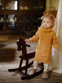 Vestido de suéter de punto de cable geométrico de diamante cálido y suave, color caqui, para niñas pequeñas, jersey holgado y casual de cuello alto para uso en exteriores y en casa