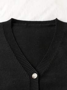 SHEIN 女童毛衣套装 - 针织开衫和针织裤，2 件/套，多色心形图案设计展现女童活泼可爱，开衫廓形适合分层穿着或单独穿着，柔软面料适合居家、郊游、上学、度假等 - 黑色 - 查看 3