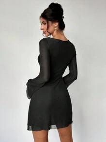 Firerie 女士简约优雅性感迷你裙，橄榄绿色船领喇叭袖腰部合身 A 字迷你连衣裙 - 黑色 - 查看 2