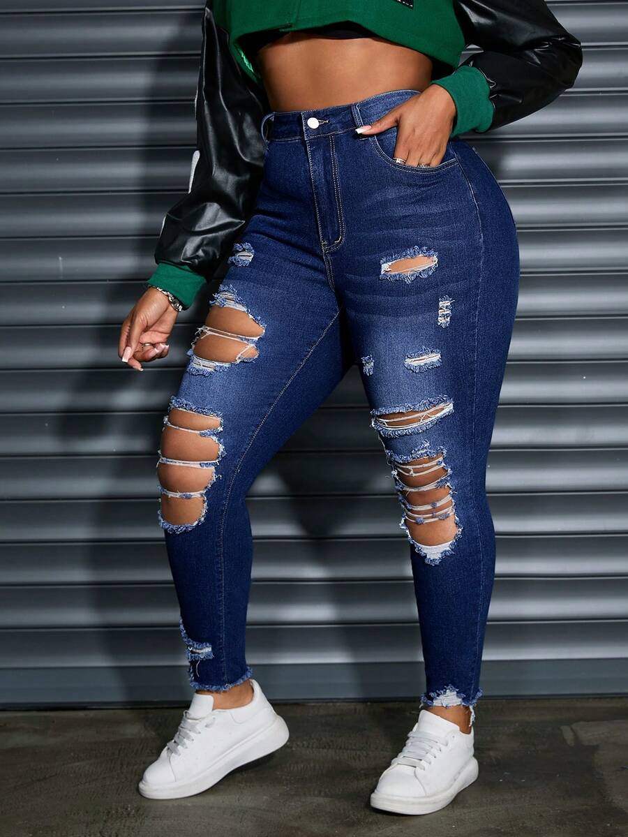 SHEIN SXY Plus Size Front Button Pocket Distressed Simple Denim Jeans, Casual Everyday Wear - Dark Wash - View 1