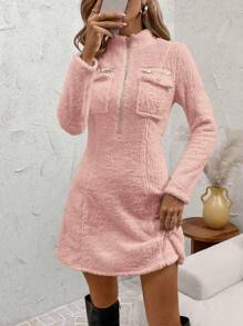 SHEIN Clasi Vestido de suéter corto de pelusa blanca con cuello alto, cierre delantero, bolsillo delantero, diseño ajustado para mujer, adecuado para otoño e invierno, elegante y de moda para usar en la calle