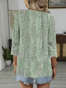 EMERY ROSE Women's V-Neck Lace Trimmed Allover Print Blouse Top, Summer