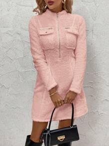 SHEIN Clasi Vestido de suéter corto de pelusa blanca con cuello alto, cierre delantero, bolsillo delantero, diseño ajustado para mujer, adecuado para otoño e invierno, elegante y de moda para usar en la calle