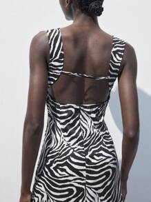 SHEIN Maija 新品优雅都市时尚女士派对礼服配斑马纹短裙，秋冬 - 黑與白 - 查看 6