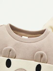 Cozy Pixies 2 pezzi Set di felpe girocollo per neonato con stampa di animali dei cartoni animati e colori a contrasto