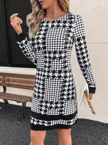 SHEIN Clasi Robe courte élégante à manches longues col rond avec impression tout-sur-tout pour femmes