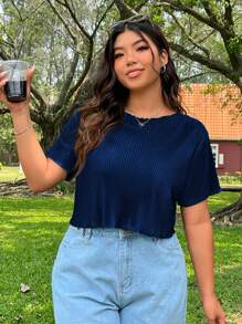 SHEIN EZwear Plus Size Solid Crew Neck Ribbed Knit Short Sleeve T-Shirt