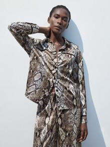 SHEIN Maija Blusa moderna urbana elegante para resort, fiesta, vacaciones, otoño e invierno, con parche de estampado floral de serpiente para mujer