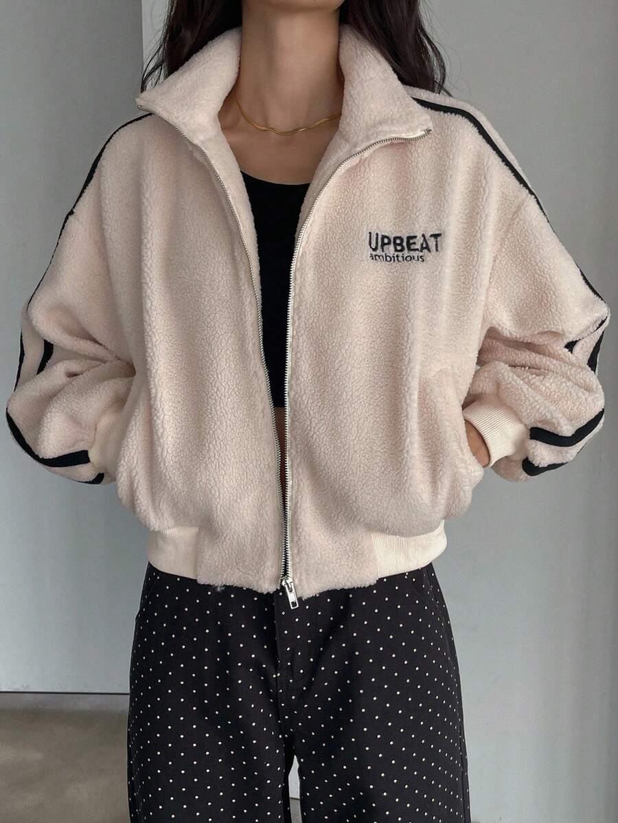 DAZY 女士撞色装饰刺绣字母仿羊毛夹克，秋季女装 - 米色 - 查看 1