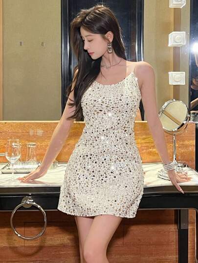 Women's Glamorous Sequin Slip Dress, Fitted & Fashionable, Birthday ,New  Year Eve Prom Dress Party Women,Mini Dress Homecoming Dresses Luxury Elegant  Women Dresses Carnival Sparkly DressDAZY