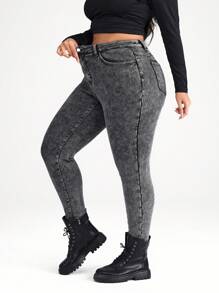 SHEIN BASICS Große Größen schwarze Skinny Jeans mit Stretch im Lässig Stil