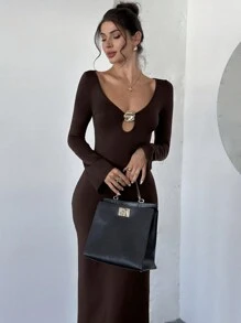 Firerie 性感镂空低胸长袖金属扣装饰连衣裙，夏季至初秋 - 巧克力棕 - 查看 2