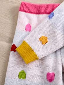 SHEIN Explorewe Bộ áo len dệt kim Jacquard nhiều màu hình trái tim cho bé gái và quần dệt kim, thể hiện phong cách sống động và đáng yêu. Thích hợp cho mùa thu/đông và các hoạt động ngoài trời - trắng - Xem 4