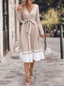 SHEIN Clasi Women's Elegant Fitted Knit V-Neck Contrast Color Pleated Hem Dress Maxi Women Outfit - Apricot - View 4