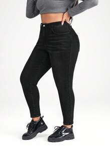Plus Size Black Stretch Skinny Cropped Jeans - Black - View 8