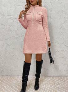 SHEIN Clasi Vestido de suéter corto de pelusa blanca con cuello alto, cierre delantero, bolsillo delantero, diseño ajustado para mujer, adecuado para otoño e invierno, elegante y de moda para usar en la calle