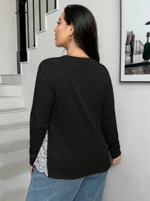 SHEIN Essnce Áo thun dài tay màu đen cổ tròn ren chải kỹ cỡ lớn cho nữ mùa thu đông, quần áo mùa thu, áo mùa đông, áo ấm, trang phục mùa thu cho phụ nữ, áo mùa thu, áo dài tay cho phụ nữ, áo cong, trang phục đi du ngoạn cho phụ nữ, áo làm việc, quần áo giáo viên - màu đen - Xem 2