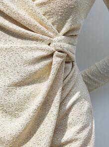 SHEIN Maija 全新秋季优雅金属闪光短裙，长袖收腰，适合派对、度假、返校 - 彩色 - 查看 3