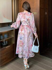 DAZY Vestido Médio Elegante de Manga Lanterna com Decote em V e Estampa Floral Completa para Mulheres, com Babados, Vestido Longo de Manga Comprida para o Outono, Vestido Longo Boho para Férias - Rosa chiclete - Visão 2