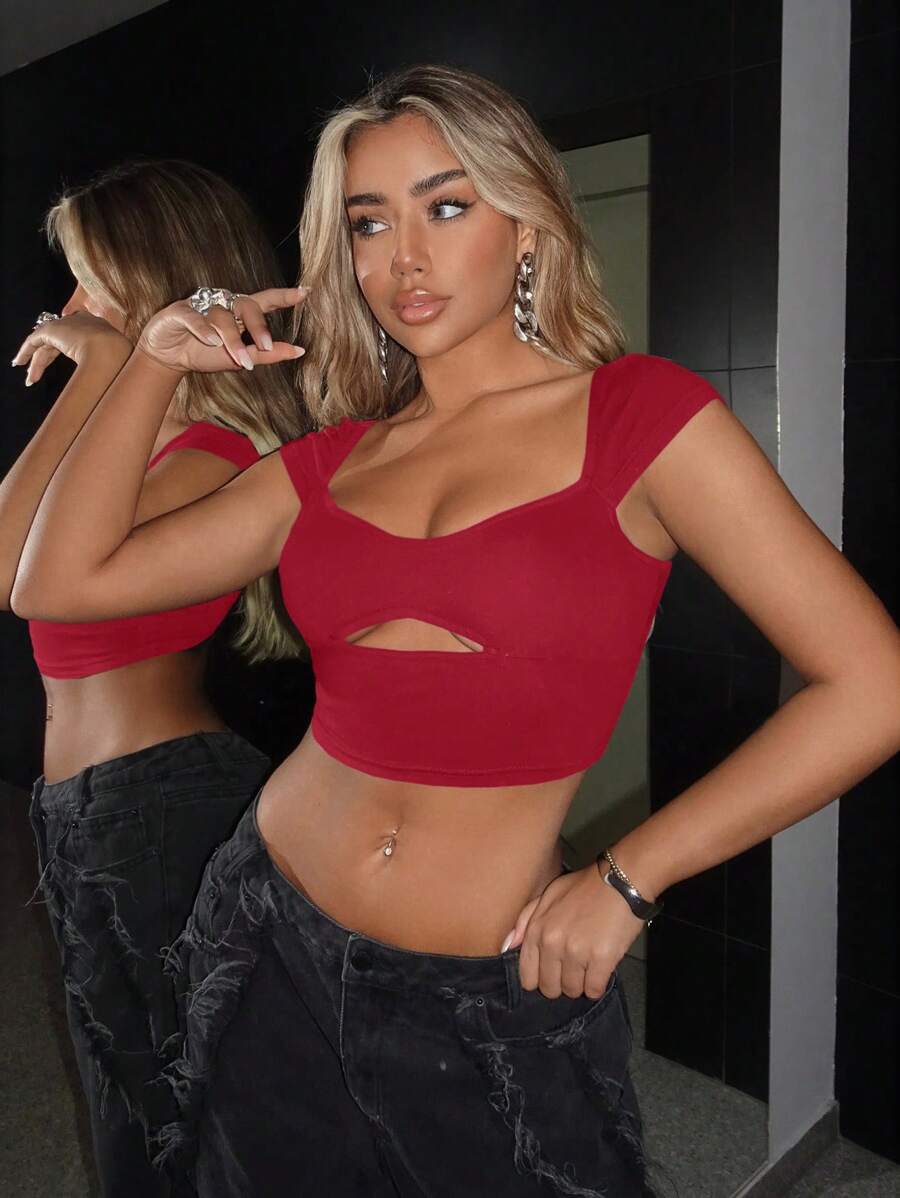 SHEIN ICON 女士性感镂空心形领短袖 T 恤，夏季 - 酒紅色 - 查看 1