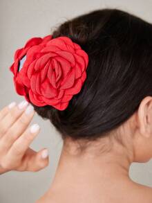 SHEIN MOD 1 pieza Pinza de pelo con forma de flor/rosa seca 3D linda para mujer, color rojo, apta para picnic, vacaciones, escuela, uso casual - Rojo - Ver 5