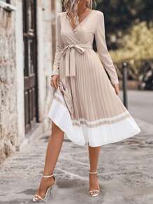 SHEIN Clasi Women's Elegant Fitted Knit V-Neck Contrast Color Pleated Hem Dress Maxi Women Outfit - Apricot - View 3