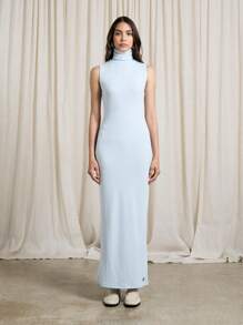 AiiRZ 罗纹高领无袖超长连衣裙 - 淺藍色 - 查看 1