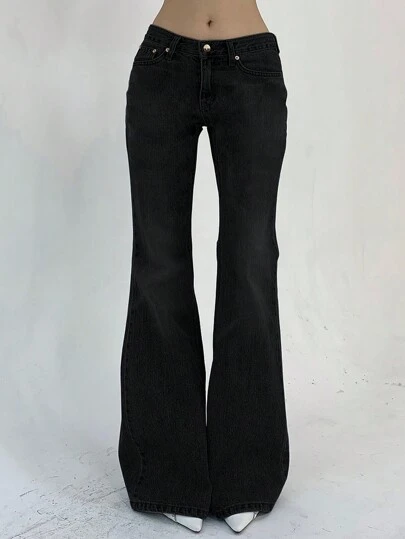 DAZY Women's Solid Color Front Button Pocket Simple Casual Flared Denim Jeans Y2k Streetwear Low Rise Jeans