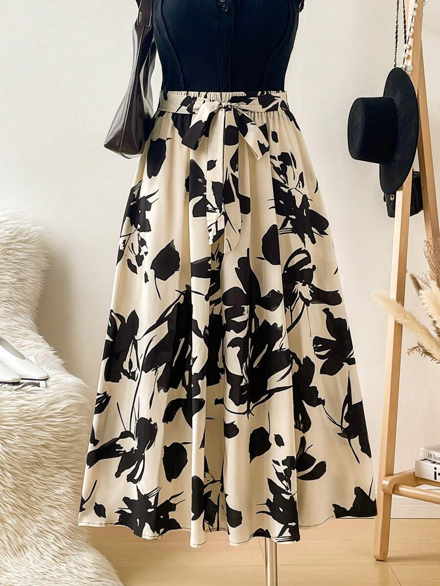 SHEIN Frenchy 大码休闲简约印花高腰喇叭下摆长款杏色蝴蝶结束腰裙子女式 - 杏色 - 查看 1