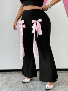 SHEIN SXY Quần ống loe nơ đen hồng dễ thương cỡ lớn dành cho nữ, thích hợp cho đêm Giáng sinh, mùa thu và mùa đông, đêm hẹn hò, sinh nhật, tiệc độc thân, dễ thương, giản dị, mua sắm, thời trang dạo phố, đi chơi, dễ phối đồ và trông thon gọn, tôn lên vóc dáng, tôn dáng - màu đen - Xem 4