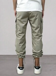 Manfinity Homme 男士纯色前系带口袋休闲裤，日常穿着 - 綠色 - 查看 2