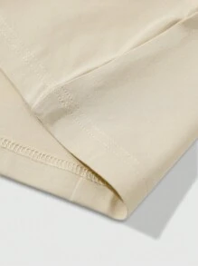 Manfinity Hypemode Camiseta informal con estampado en relieve de letras para hombre de talla grande