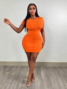 Slaydiva Vestido elegante tipo ajustado con cuello redondo, mangas cortas acanaladas y botón de decoración de metal rojo - E - Naranja - Ver 5