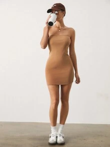SHEIN Unity 2 件女式卡其色针织迷你连衣裙 + 白色短款衬衫两件套 - 彩色 - 查看 3