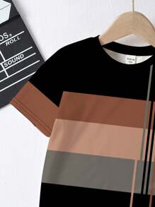 SHEIN Camiseta casual simples de manga curta com gola redonda para o verão